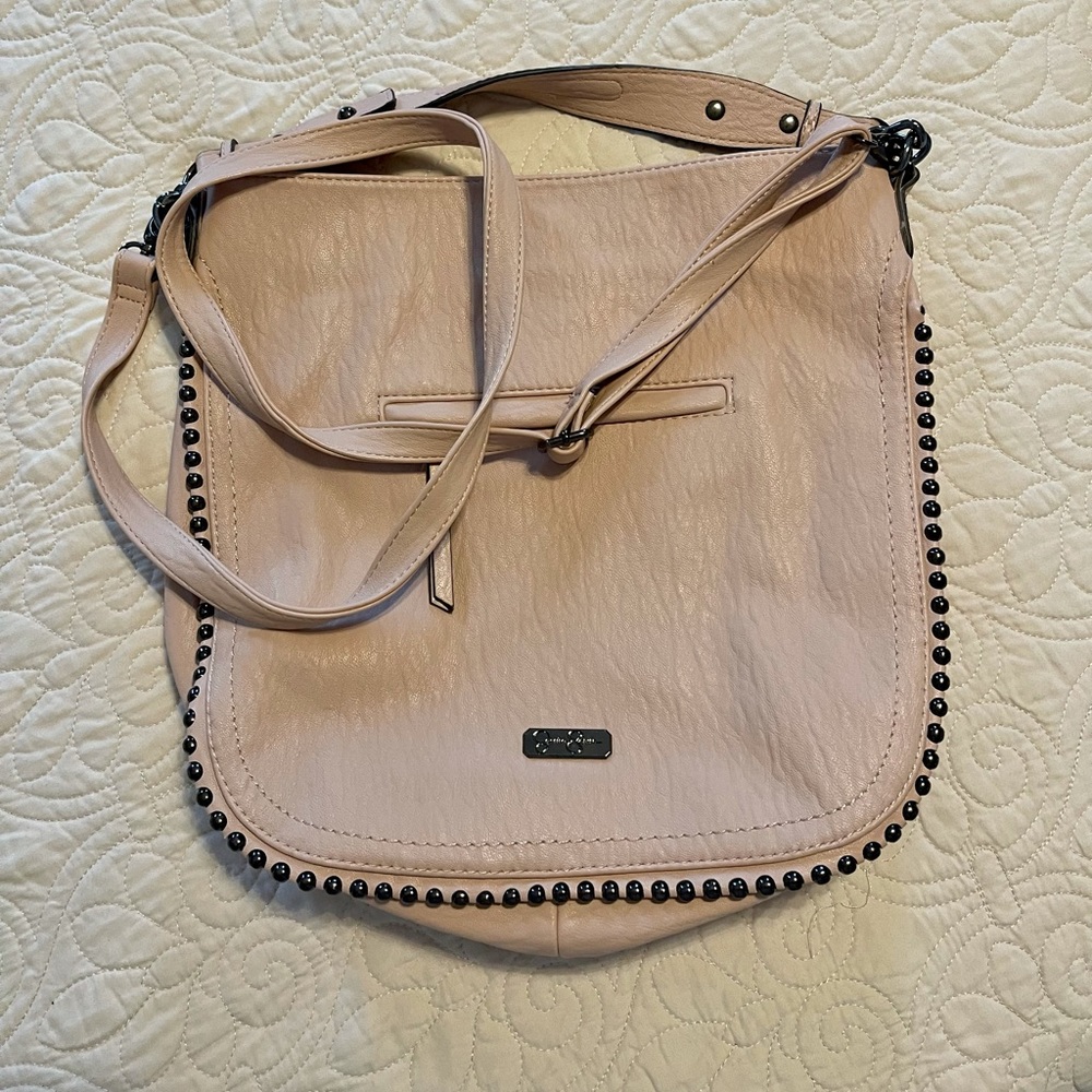 Jessica Simpson Blush Hobo Crossbody 🎀